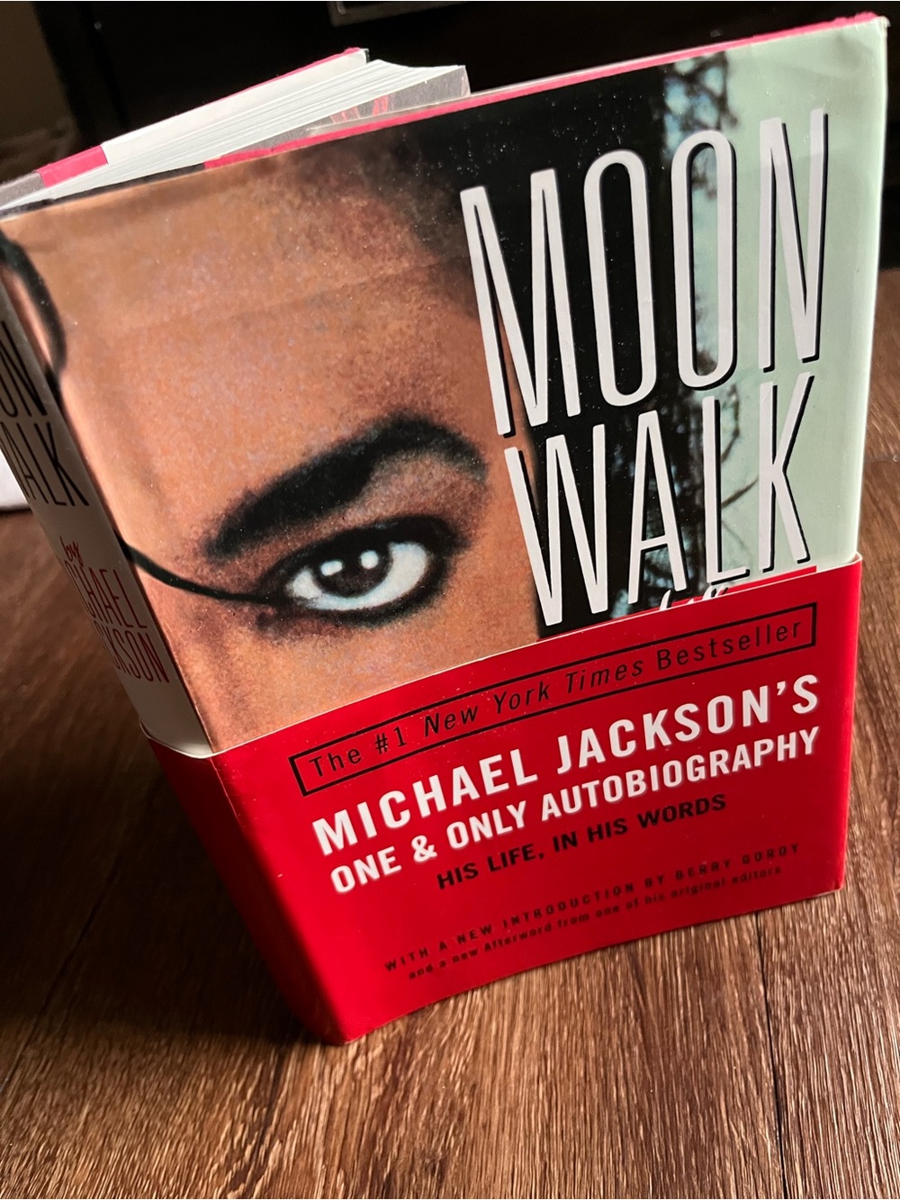 Moonwalk Book by Michael Jackson